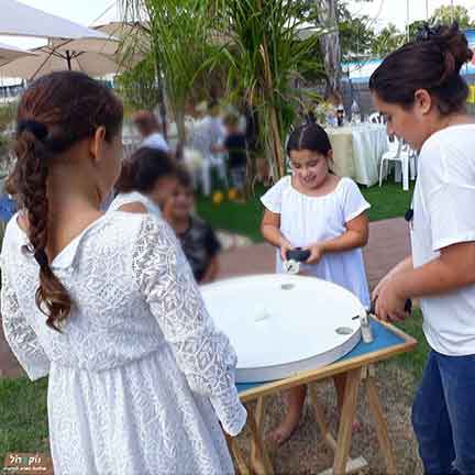 השכרת שולחנות משחק במרכז